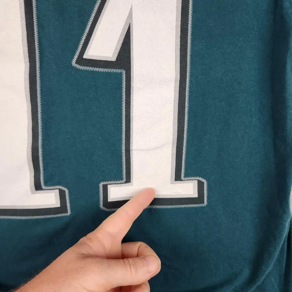 Philadelphia Eagles Shirt Mens Medium Green 11 Wentz NFL Football Graphic Lgo